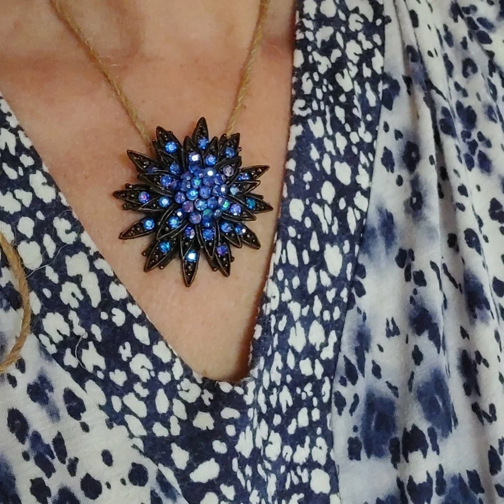 Vintage Brooch Blue & Purple Crystals Layered Flower Pattern in Bronze Setting